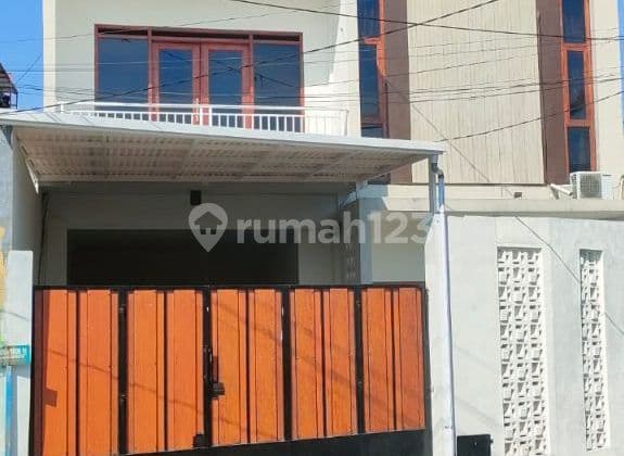 Harga Di Bawah Pasaran! Rumah Di Jalan Gumuruh - Sayap Gatot Subroto