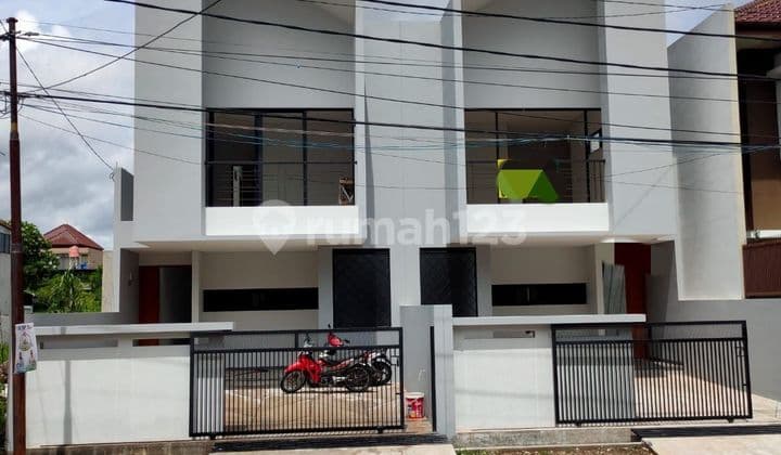 RUMAH BARU TAMAN HOLIS