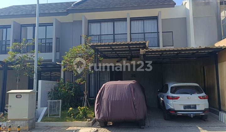 Jual Cepat! Rumah Semi Furnished sudah renovasi di Kota Baru Parahyangan