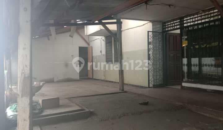 Rumah Luas Ukuran Besar Bangunan