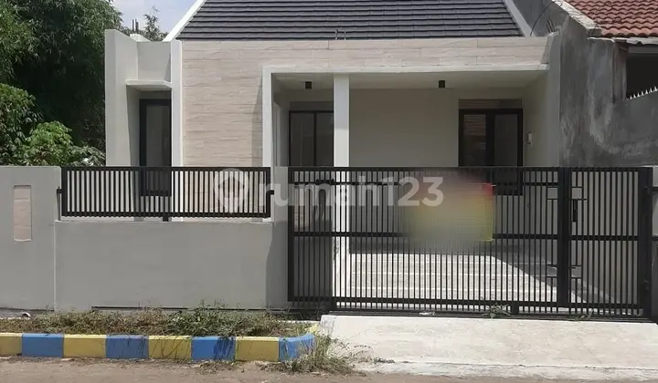JUAL RUMAH BARU DIBANGUN DARI KAVLING DI TAMAN HOLIS INDAH 1