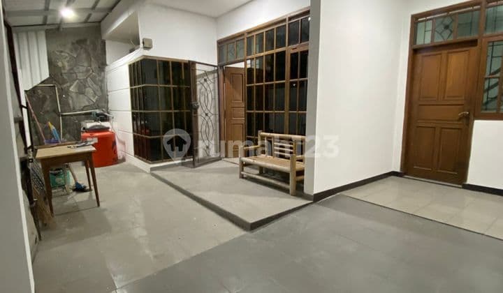 Sewa Rumah 2 Lantai Taman Kopo Indah 1