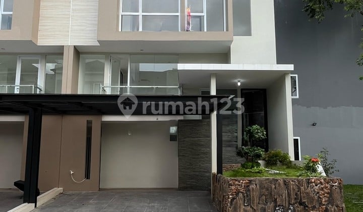 Rumah Mewah Siap Huni di Cluster Citra Garden 8 Aeromansion