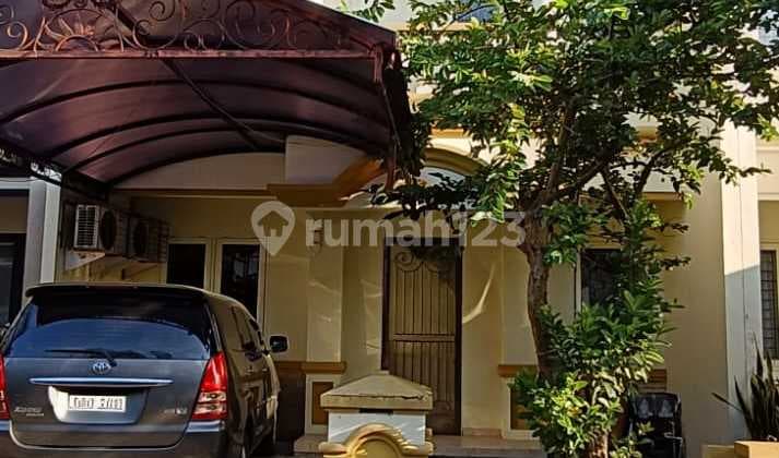 Rumah Mediteranian Style Pakuwon City Sorrento Selangkah ke Pakuwon City Mall Sudah Renov Siap Huni