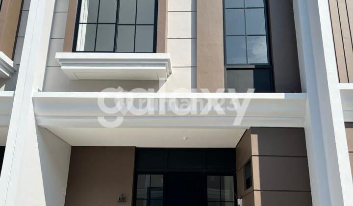 Rumah Baru Regency One Eastpoint Dekat Pakuwon City