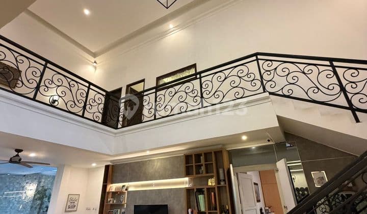 Rumah Elit 2 Lantai di Tengah Kota Makassar Rumah Bagus SHM di Jl. Pettarani Ii No.2, Tamamaung, Panakkukang, Kota Makassar, Sulawesi Selatan, Indonesia, 90231, Makassar