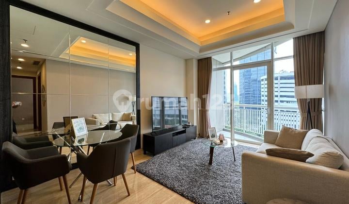 Elevate Your Living, Lease A Dreamy Fully Furnished 2 Bedrooms Apartment At South Hills, Kuningan, South Jakarta