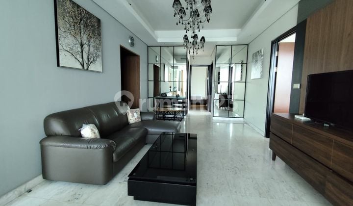 For Rent: Spacious 3BR Apartment (159 sqm) at The Peak Sudirman - Prime Setiabudi Location, Just Minutes from MRT, LRT & Public Transport.