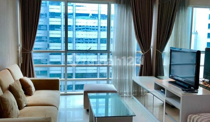 For Rent Sahid Sudirman Residence, 2 Bedroom 89 Sqm , Fully Furnished With Pool View, Sudirman, Central Jakarta.