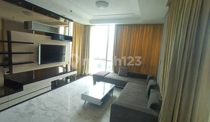 For Rent: Modern 3-Bedroom Apartment (158 Sqm) With Balcony At The Peak Sudirman - Easy Access To MRT & LRT