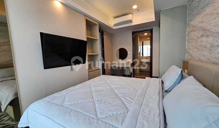 For Sale: Elegant Fully Furnished 2-Bedroom Apartment at Casa Grande Residence Phase II - Direct Access to Kota Kasablanka Mall, South Jakarta.
