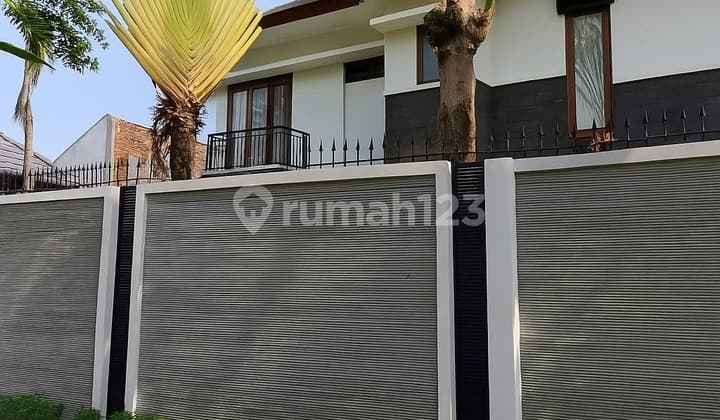 Rumah di Cipete Jakarta Selatan, Jual Cepat di bawah harga pasar