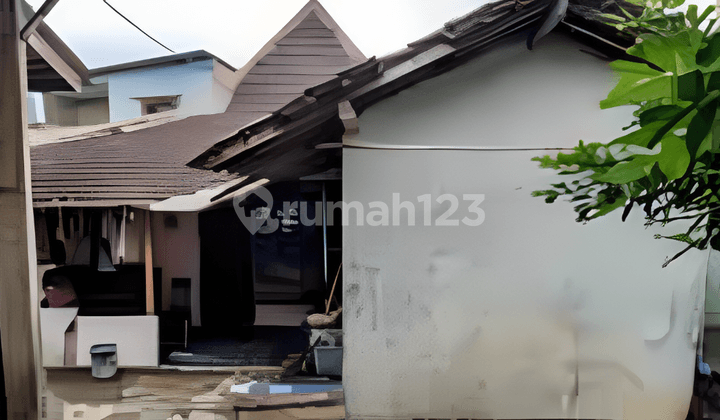 Dijual Cepat: Rumah Luas di Jatijajar Depok!
