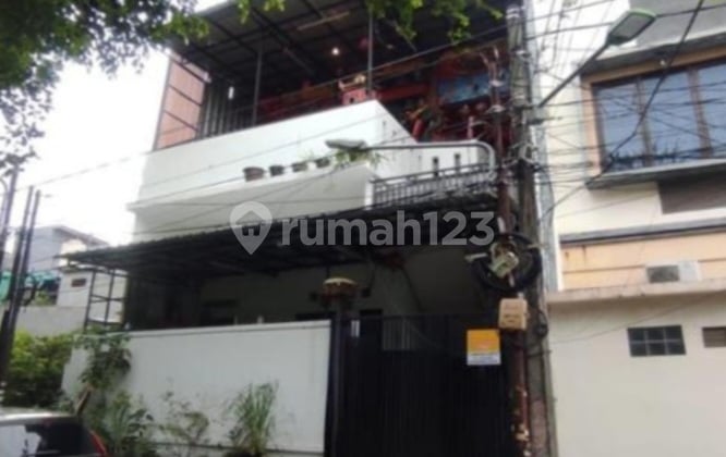 Hunian Nyaman: Rumah Sunter Agung, Tanjung Priok - Siap Huni!