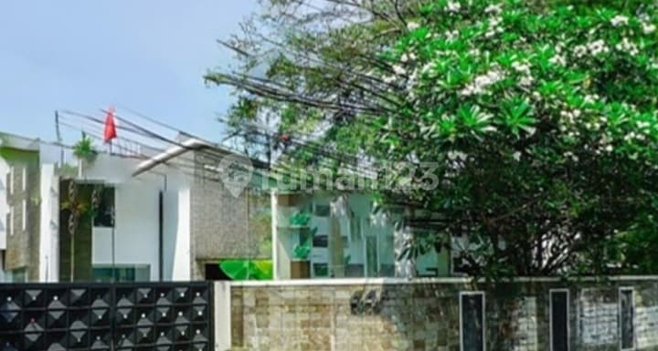 Ultimate Asset, Kemang's Best Kept Secret Is For Sale!