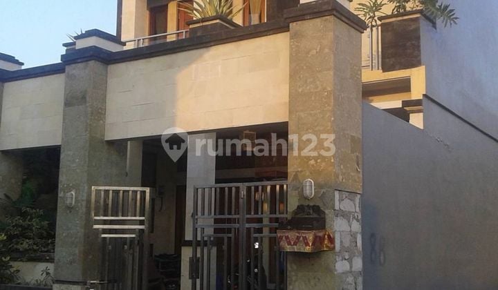 For Sale 2-Story House Ready to Occupy in Muding Kerobokan North Kuta