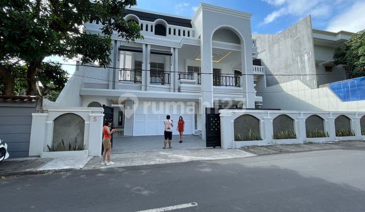 Di Jual Rumah Mewah American Style di Pusat Kota Denpasar