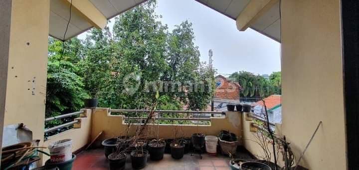 Rumah Dekat Univ. BINUS