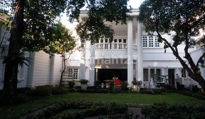 rumah bagus sudah shm area menteng jakpus