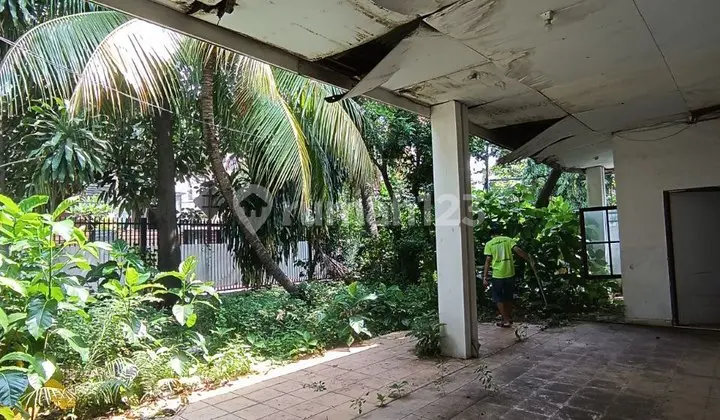 Dijual Rumah Hitung Tanah Lokasi Strategis