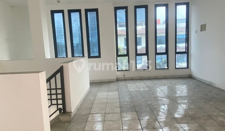 Ruko 3 Lantai Turun Harga, Di Pasar Minggu