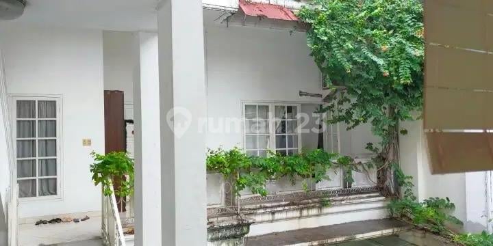 Rumah 2 Lantai Cocok Untuk Resto Dan Hotel