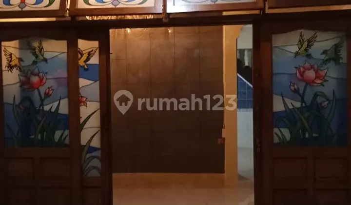 For Sale 2-Story Ready-to-Occupy House Semolowaru Surabaya