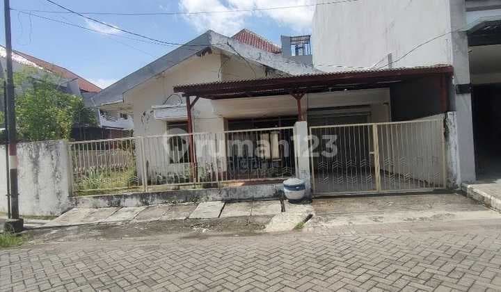 Dijual Rumah Hook Hitung Tanah Darmo Harapan Indah