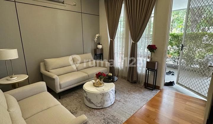 Dijual Rumah Semi Furnish Royal Residence Harewood Surabaya Barat