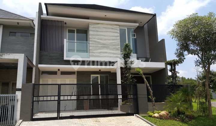 Dijual Rumah Mewah Minimalis Siap Huni Citraland Surabaya