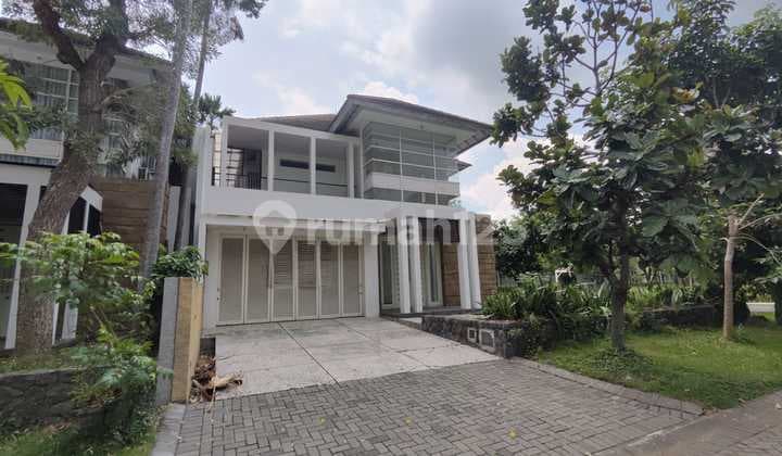 For Sale 2-Storey House in Citraland West Surabaya