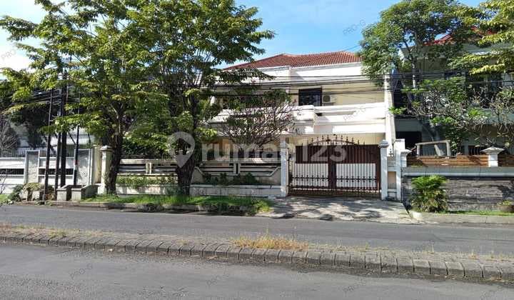 DIJUAL RUMAH 2 LANTAI DI RAYA SATELIT UTARA