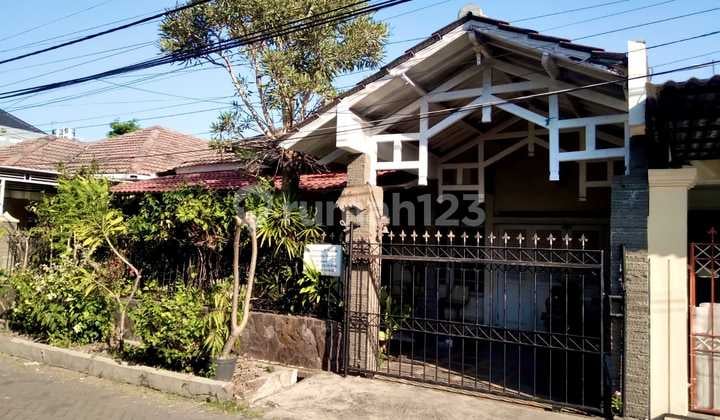 Dijual Rumah Secondary Manyar Indah - Surabaya