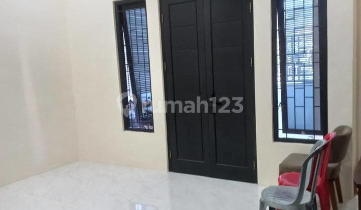 House for Rent/Sale Location: Ngagel Mulyo, Ready to Occupy