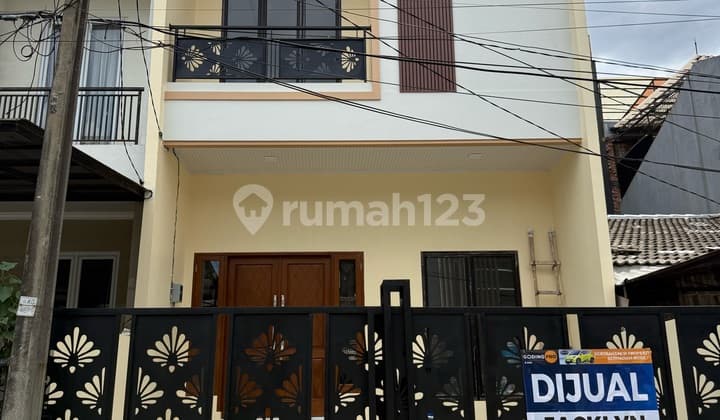 For Sale Brand New House In Kelapa Gading. Inside Favorite Complex