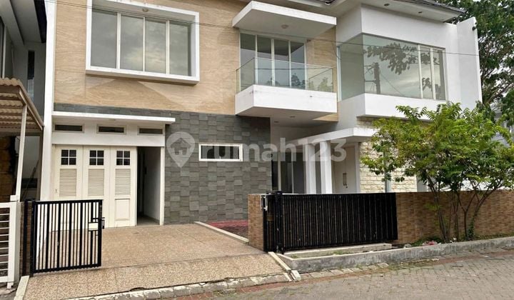 Disewakan Rumah Baru Gress Pantai Mentari Cluster Hampton