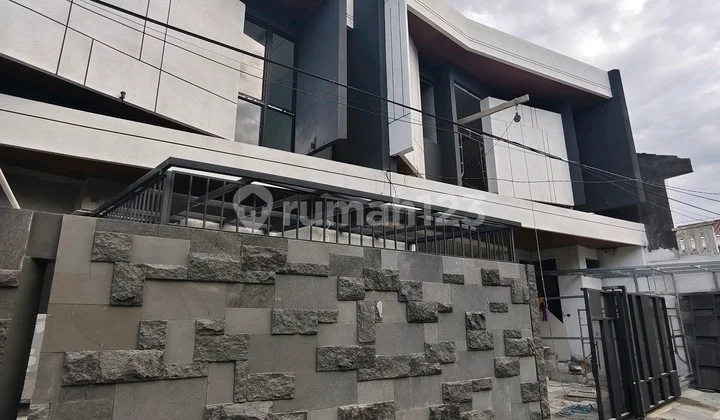 DIJUAL RUMAH BARU GRESS MODERN KONTEMPORER MANYAR INDAH DIJUAL RUMAH BARU GRESS MODERN KONTEMPORER MANYAR INDAH