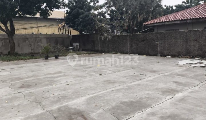 Kavling Luas di Jl H Adam Malik, Kreo Selatan, Larangan, Tangerang. Tiga Menit dari Halte TJ Petukangan D'MASIV