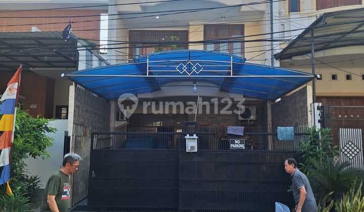 Rumah 2,5 Lt Furnished Lokasi Strategis Di Kelapa Gading, Jakut