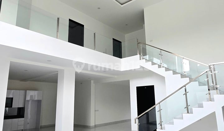 Dijual Rumah Sudah Renovasi Full Siap Huni di BSD Puspita Loka