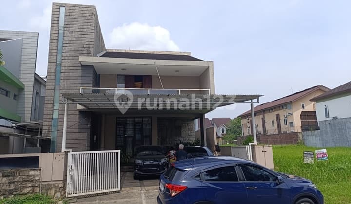 For Quick Sale: An operational boarding house in the Lippo Karawaci area, close to Pelita Harapan University.