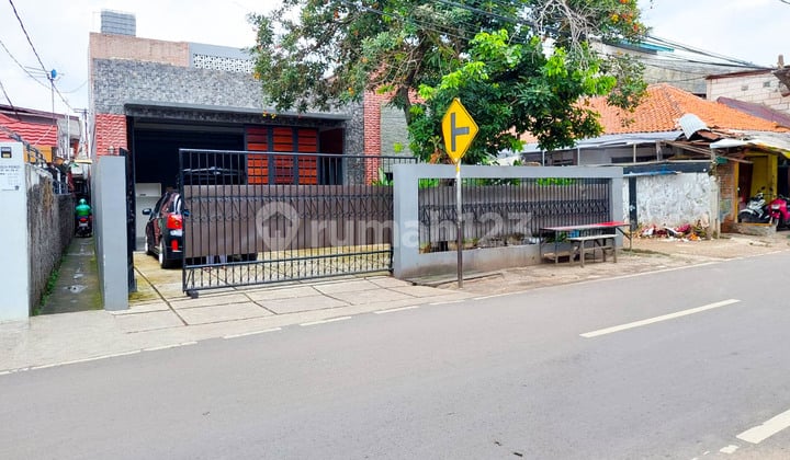 Unfurnished House Kebon Pala By Travelio