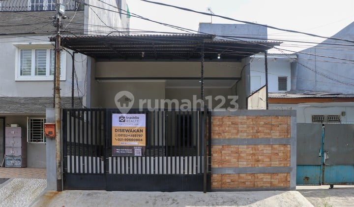 Furnished House Villa Kapuk Mas By Travelio