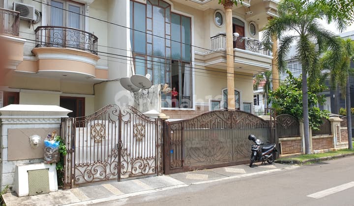 Unfurnished House Gading Kirana By Travelio