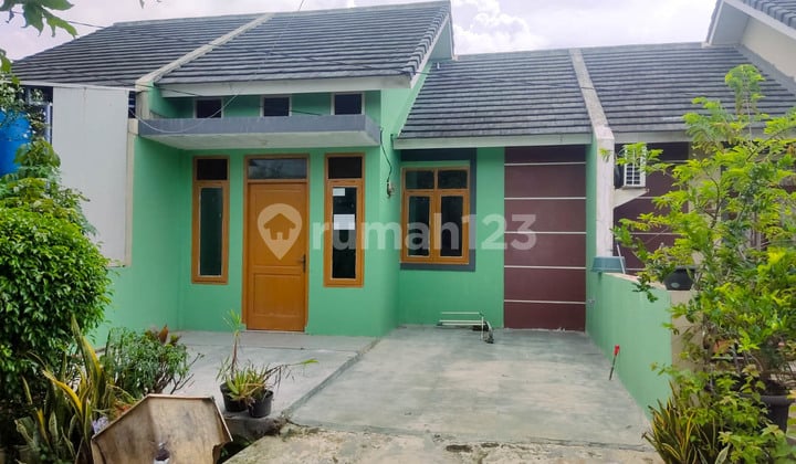 Unfurnished House Perumahan Pilar Gading Mas By Travelio