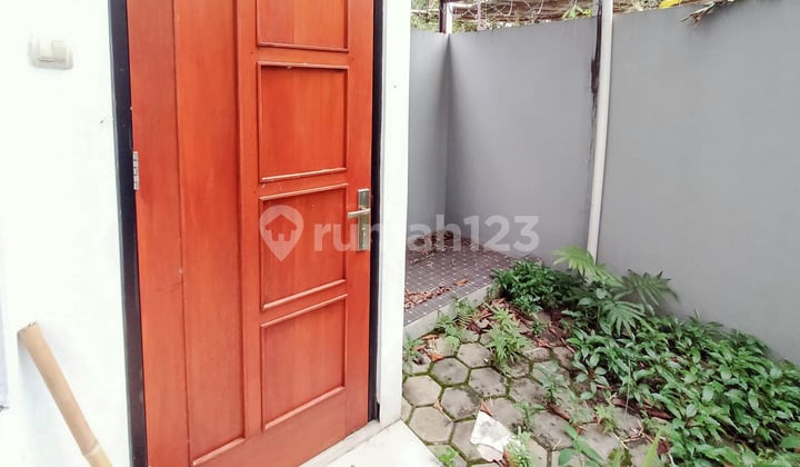 Unfurnished House Durian Bojongsari By Travelio