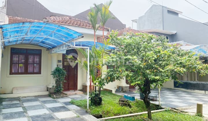 Furnished Unfurnished House At Galuh Mas By Travelio