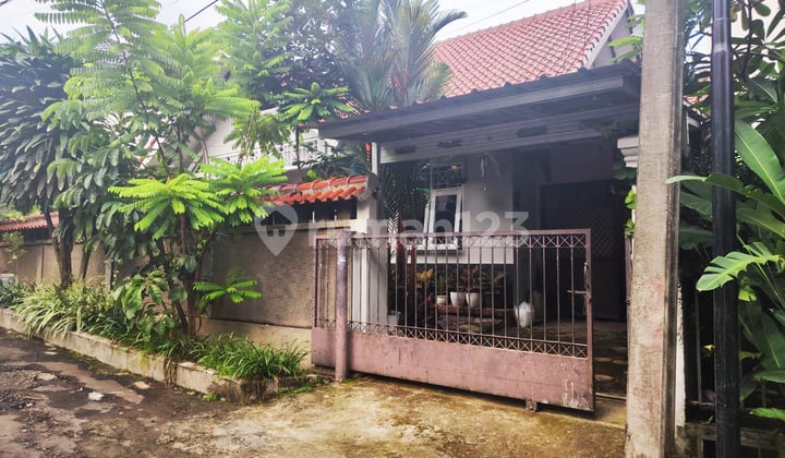 Furnished House Bumi Pusaka Cinere By Travelio