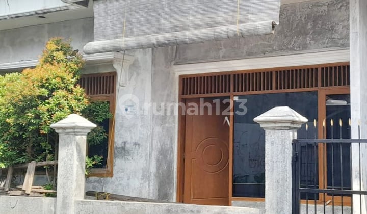 Furnished House Kampung Baru By Travelio