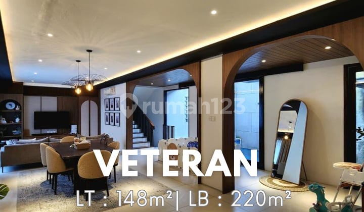 Dijual Rumah Rapi Ada Swimming Pool di Veteran
